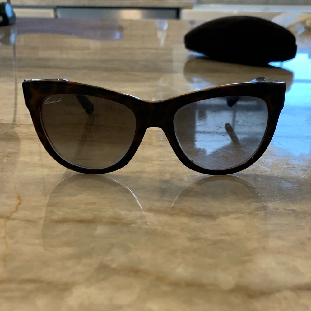 Gucci sunglasses FF0026/S